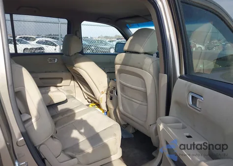 2011 Honda Pilot Lx z USA, uszkodzony, nr VIN 5FNYF3H29BB031843